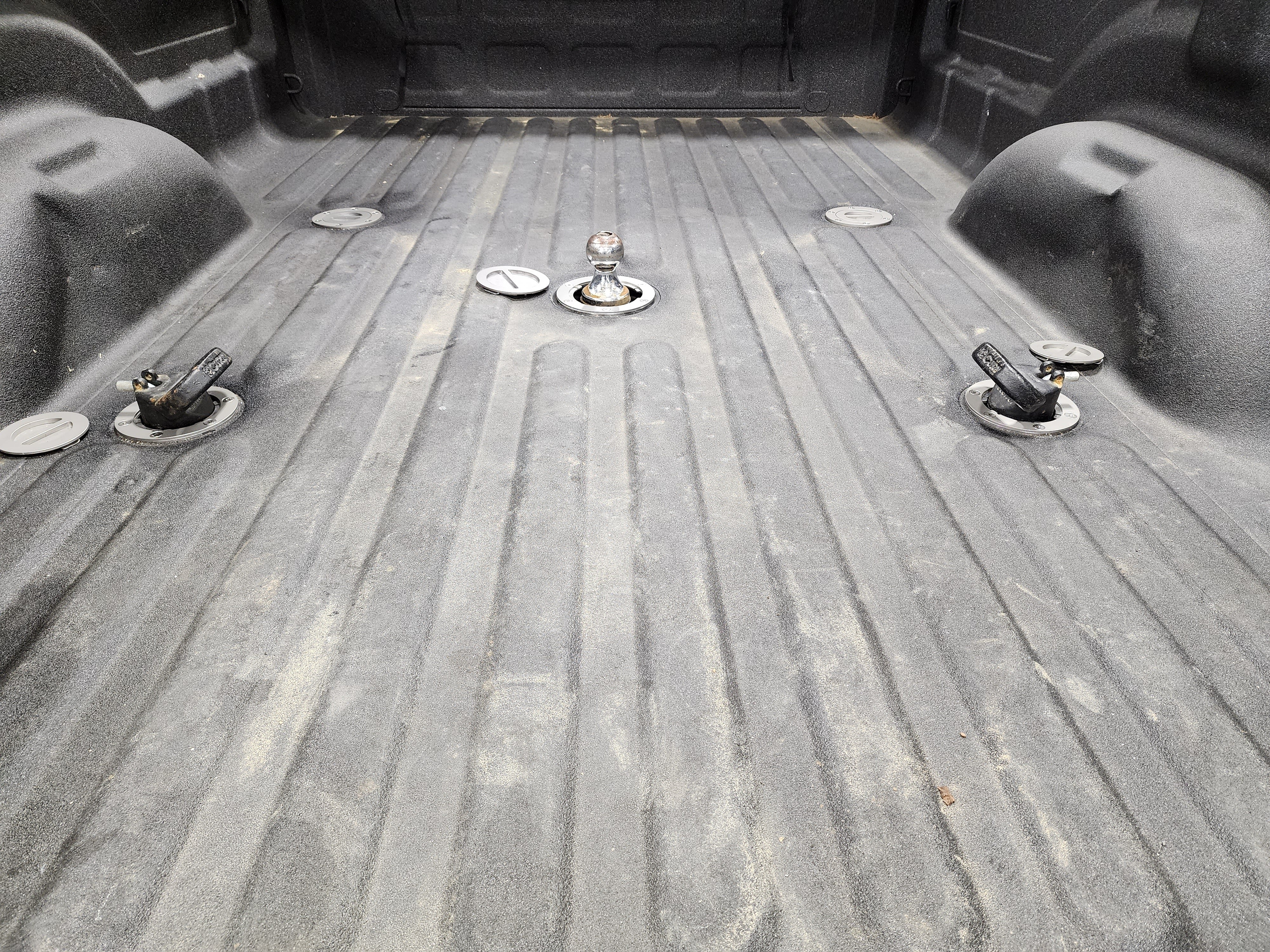 Stainless Steel 5th Wheel Bed Plug Kit